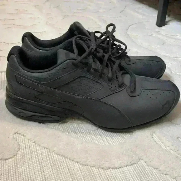 Puma - Picture 2 of 4